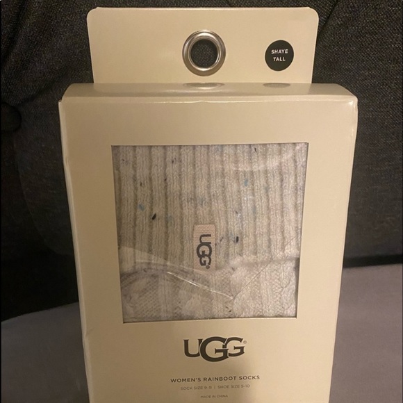 Ugg RARE lavender w/mini Bailey bow! Like new! - Picture 3 of 14